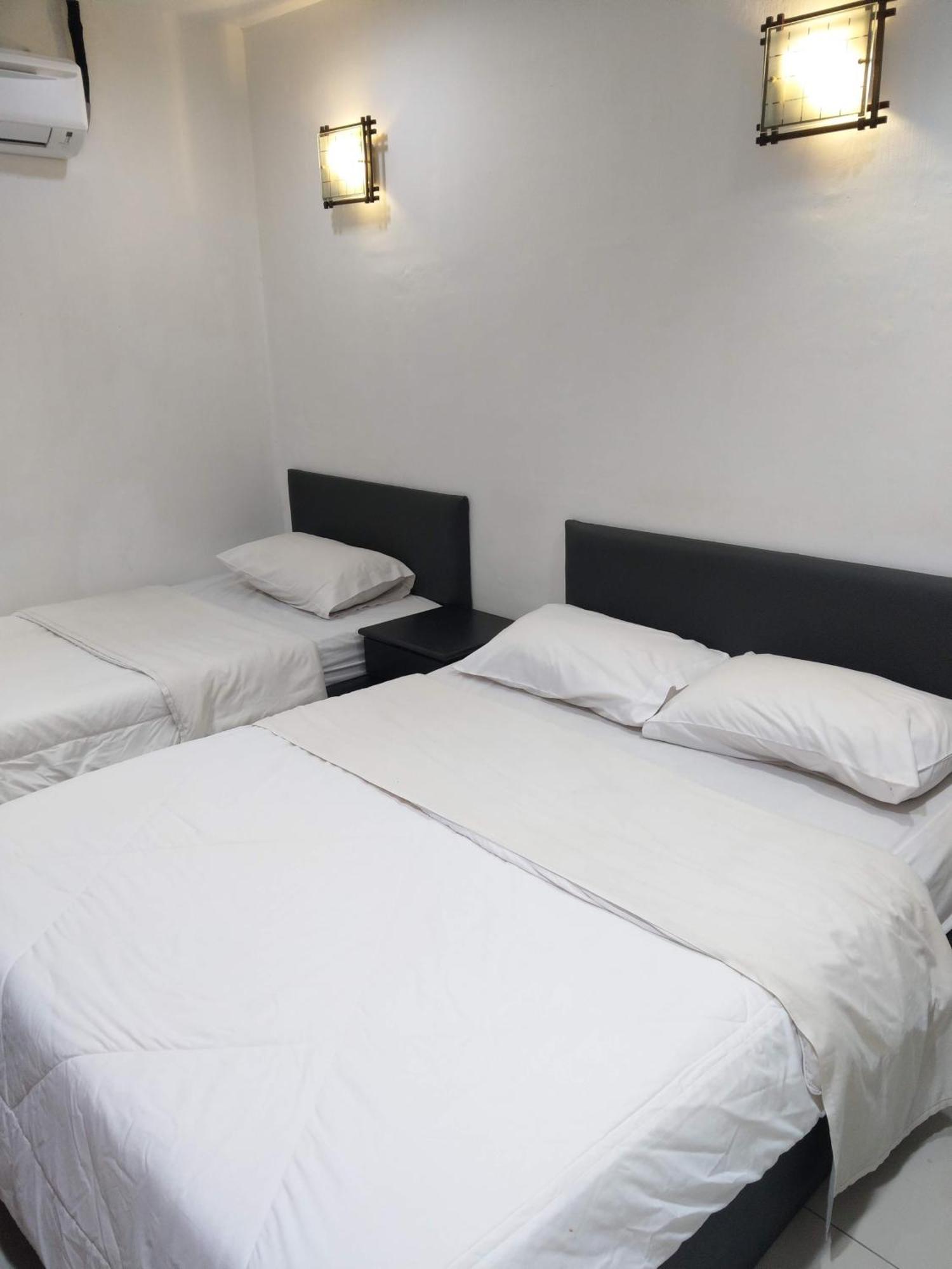 Ene Sri Cemerlang Kota Bharu Quarto foto